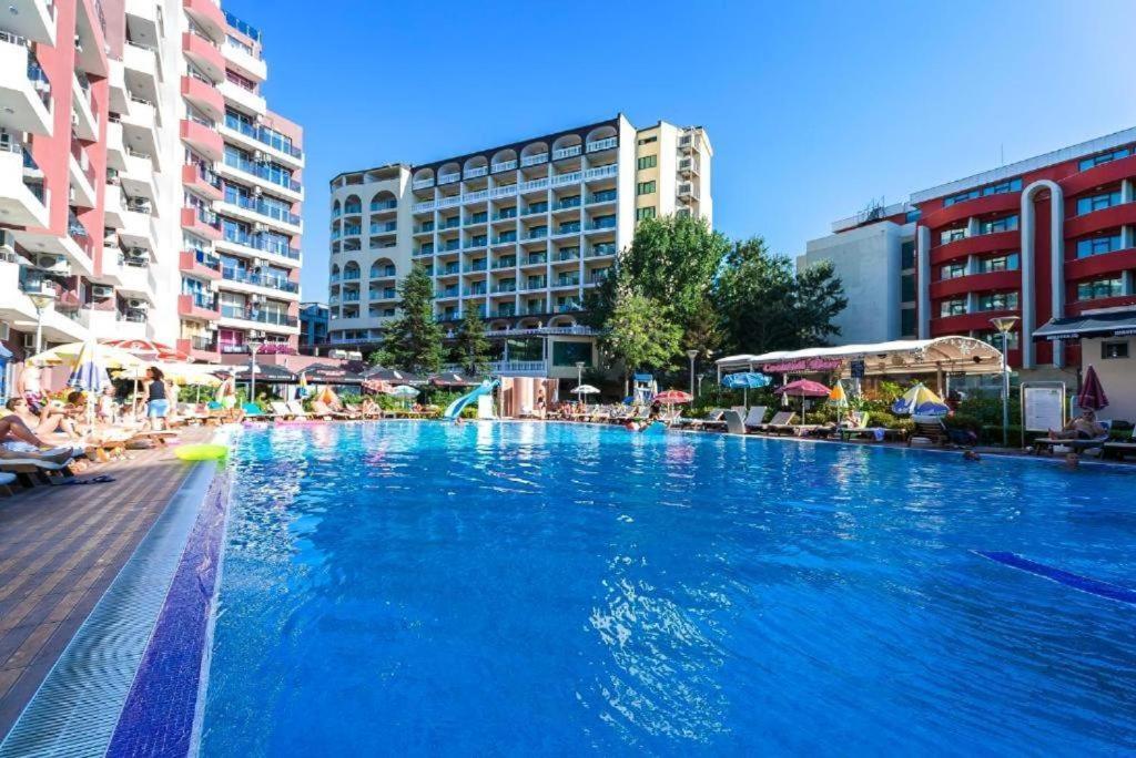 Admiral Plaza Sunrise Apartments C13 Sunny Beach Exterior photo